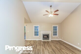 258 Tillamook Dr in Wake Forest, NC - Building Photo - Building Photo