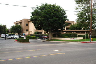 Escondido Village in Escondido, CA - Building Photo - Building Photo