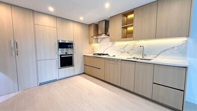 13768-13100 100 Ave in Surrey, BC - Building Photo - Building Photo