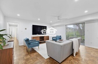 10613 Montrose Ave in Bethesda, MD - Building Photo - Building Photo