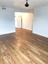 106 S Market St in Thorntown, IN - Building Photo - Building Photo