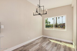 3331 N 66th Pl in Scottsdale, AZ - Foto de edificio - Building Photo