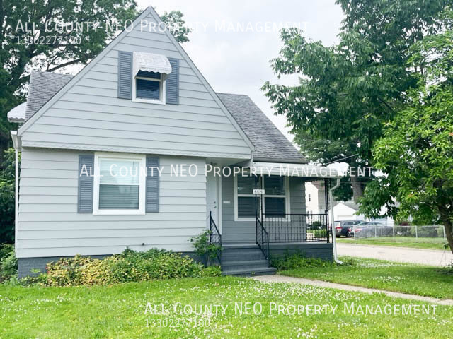 6615 Gilbert Ave in Parma, OH - Building Photo - Building Photo