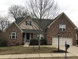 560 Summit Way in Mount Juliet, TN - Building Photo