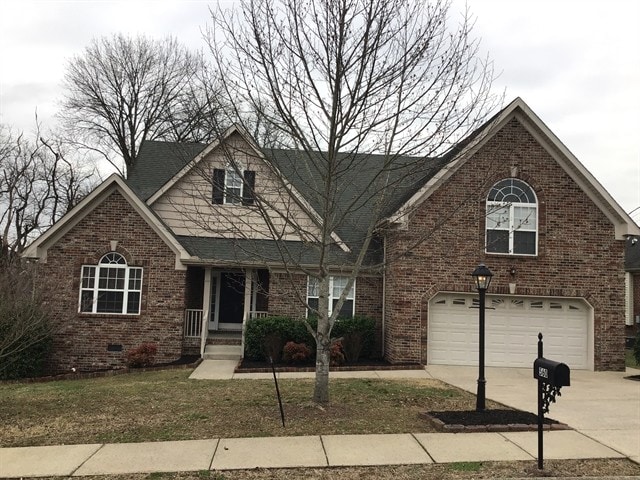 property at 560 Summit Way