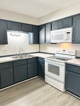 9709 W Lorraine Dr in Countryside, IL - Building Photo - Building Photo