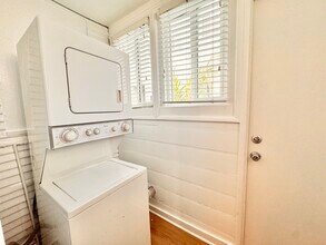 4348 Lockwood Ave in Los Angeles, CA - Building Photo - Building Photo