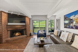 70 Gallun Ln in Snowmass Village, CO - Building Photo - Building Photo