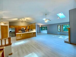 3121 Carefree Dr in Rockford, IL - Building Photo - Building Photo