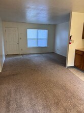 1304 N Kinser Pike in Bloomington, IN - Building Photo - Building Photo