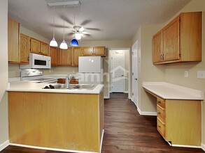 3111 Brookrun Dr in Jamestown, NC - Building Photo - Building Photo