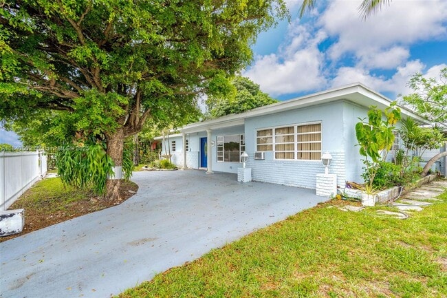 17260 NW 42nd Ct in Miami Gardens, FL - Building Photo - Building Photo