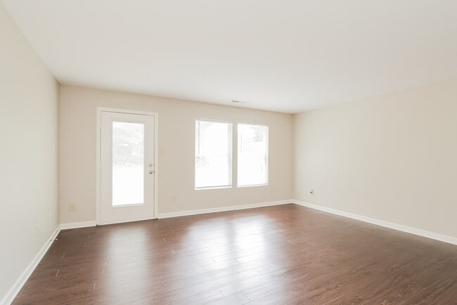 1308 Indian Charley Ct in Clover, SC - Foto de edificio - Building Photo