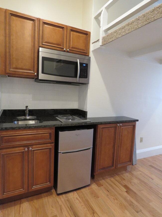 507 Beacon St, Unit 06 in Boston, MA - Foto de edificio - Building Photo