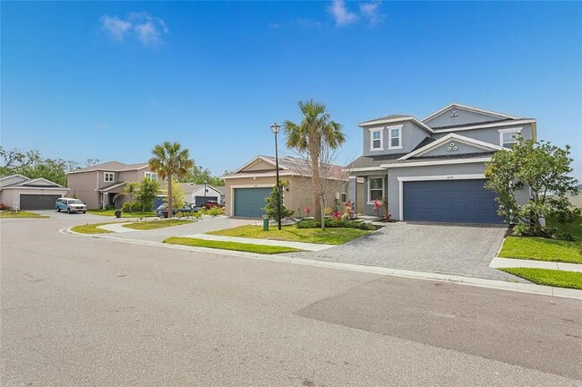 5759 Bungalow Grove Ct in Palmetto, FL - Building Photo - Building Photo