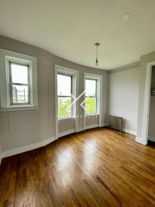 784 St Johns Pl in Brooklyn, NY - Building Photo