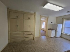 318 Liberty St in Morris, IL - Foto de edificio - Building Photo