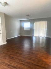 921 Garywood Pl in Hueytown, AL - Foto de edificio - Building Photo