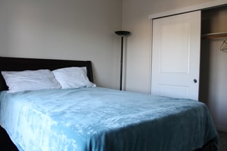 49 Lake House Ct in Sacramento, CA - Building Photo - Building Photo