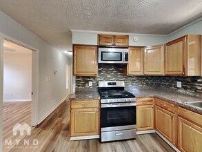 7751 Lark Ct in Jonesboro, GA - Building Photo - Building Photo