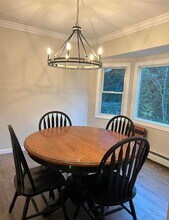 76 Maple St in Blue Point, NY - Building Photo - Building Photo
