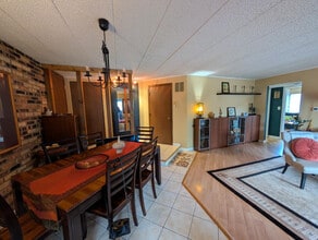 5965 Lakeside Pl in Tinley Park, IL - Building Photo - Building Photo