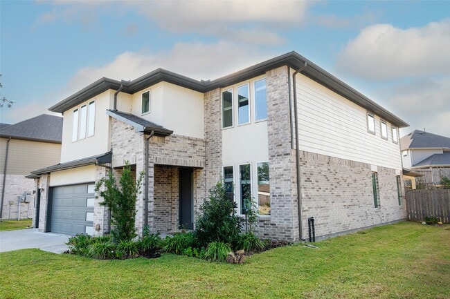 property at 14035 Vly Crk Ct