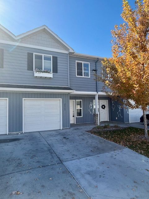 property at 2865 Murwood