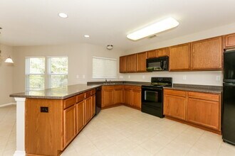 9924 Rocky Ford Club Rd in Charlotte, NC - Foto de edificio - Building Photo