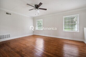3367 E Rosita Cir in Memphis, TN - Building Photo - Building Photo