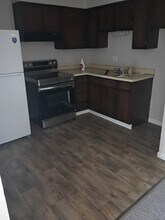 217 Hooton Blvd in Madison, IN - Foto de edificio - Building Photo