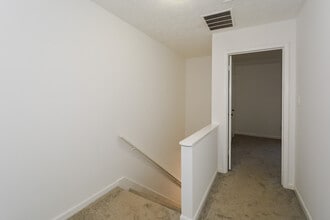 1314 N Lea Ct SE, Unit Unit A in Smyrna, GA - Foto de edificio - Building Photo