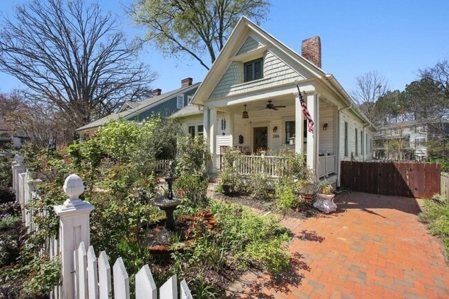 788 Lake Ave NE in Atlanta, GA - Building Photo - Building Photo