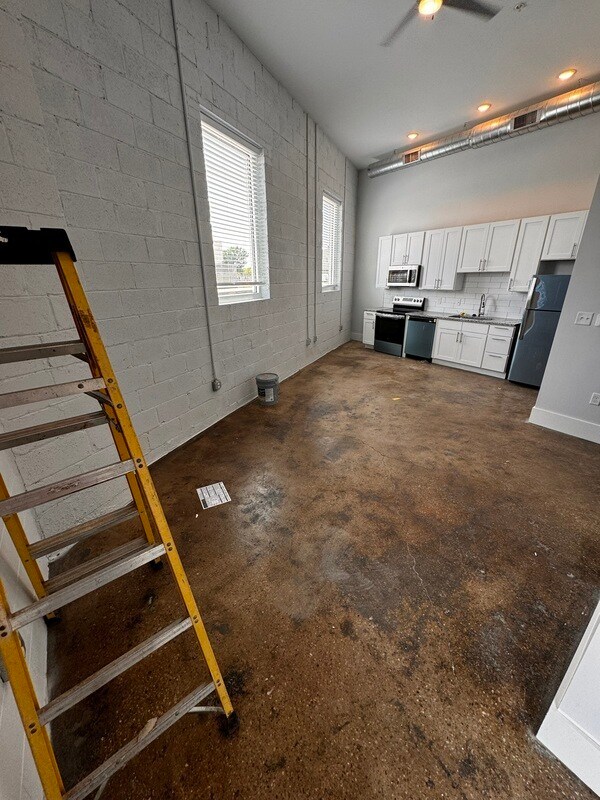 property at 101 S Main St