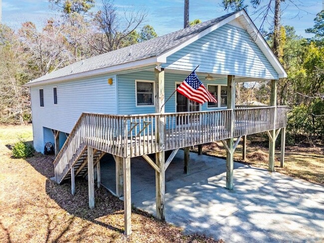 property at 111 Arnold Dr