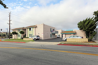 18981 Florida St in Huntington Beach, CA - Building Photo - Building Photo