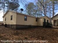 53 Acorn Rd SE photo'