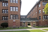 6700 S Merrill Ave in Chicago, IL - Foto de edificio - Building Photo