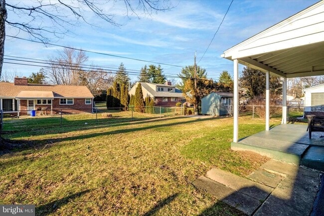 210 Paddock Rd in Havertown, PA - Building Photo - Building Photo