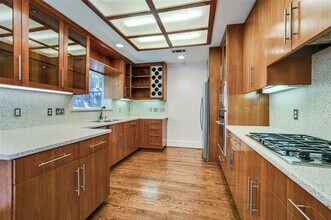 6930 Kenwood Ave in Dallas, TX - Building Photo - Building Photo