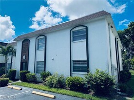 2828 Jackson St in Ft. Myers, FL - Building Photo