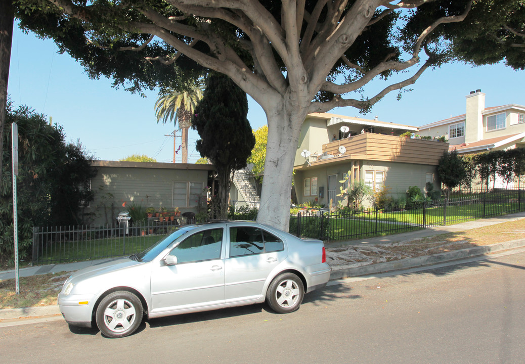 815 Maple St in Santa Monica, CA - Building Photo