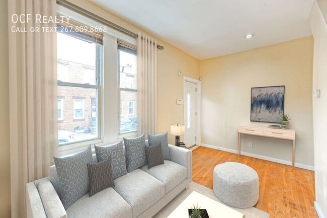 2500 E Oakdale St in Philadelphia, PA - Building Photo - Building Photo