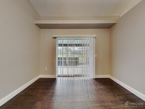 3598 N Biscayne Dr in North Port, FL - Building Photo - Building Photo