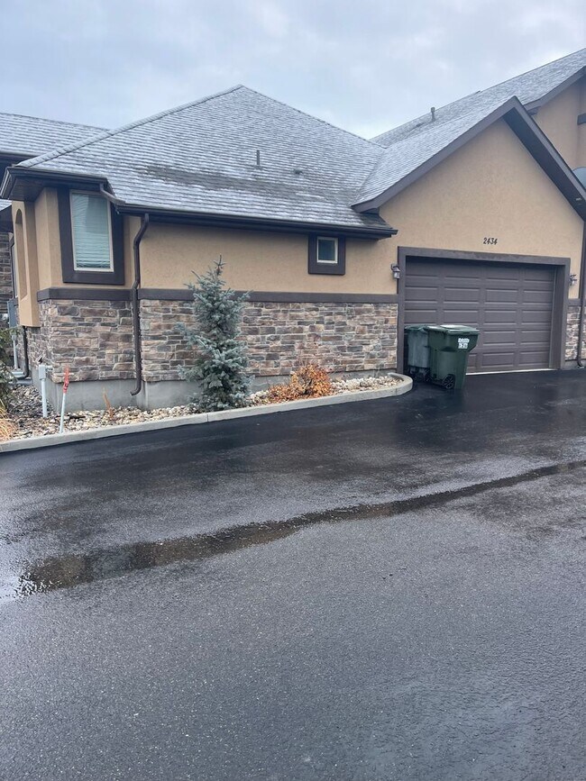 2434 Khoury Ln in Elko, NV - Building Photo - Building Photo