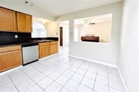 14911 Heritage Wood Dr photo'