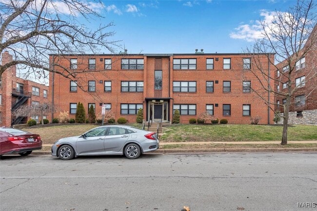 property at 7553 Buckingham Dr