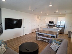 5849 Dakan Lp in Colorado Springs, CO - Building Photo - Building Photo