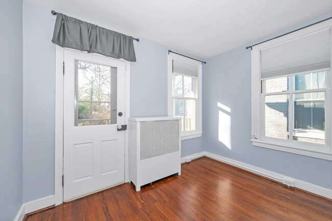 12 E South St in Frederick, MD - Building Photo - Building Photo