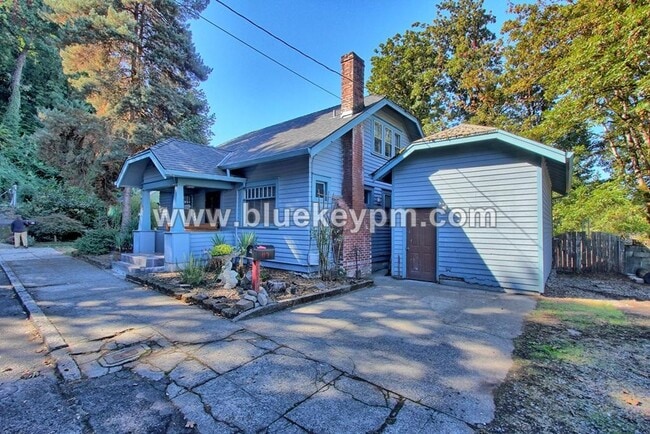 property at 117 Madison St